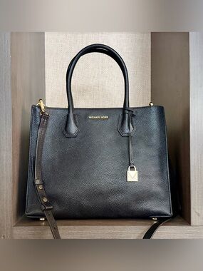 Michael Kors Black Pebbled Leather Tote with Gold Hardware Excellent like new